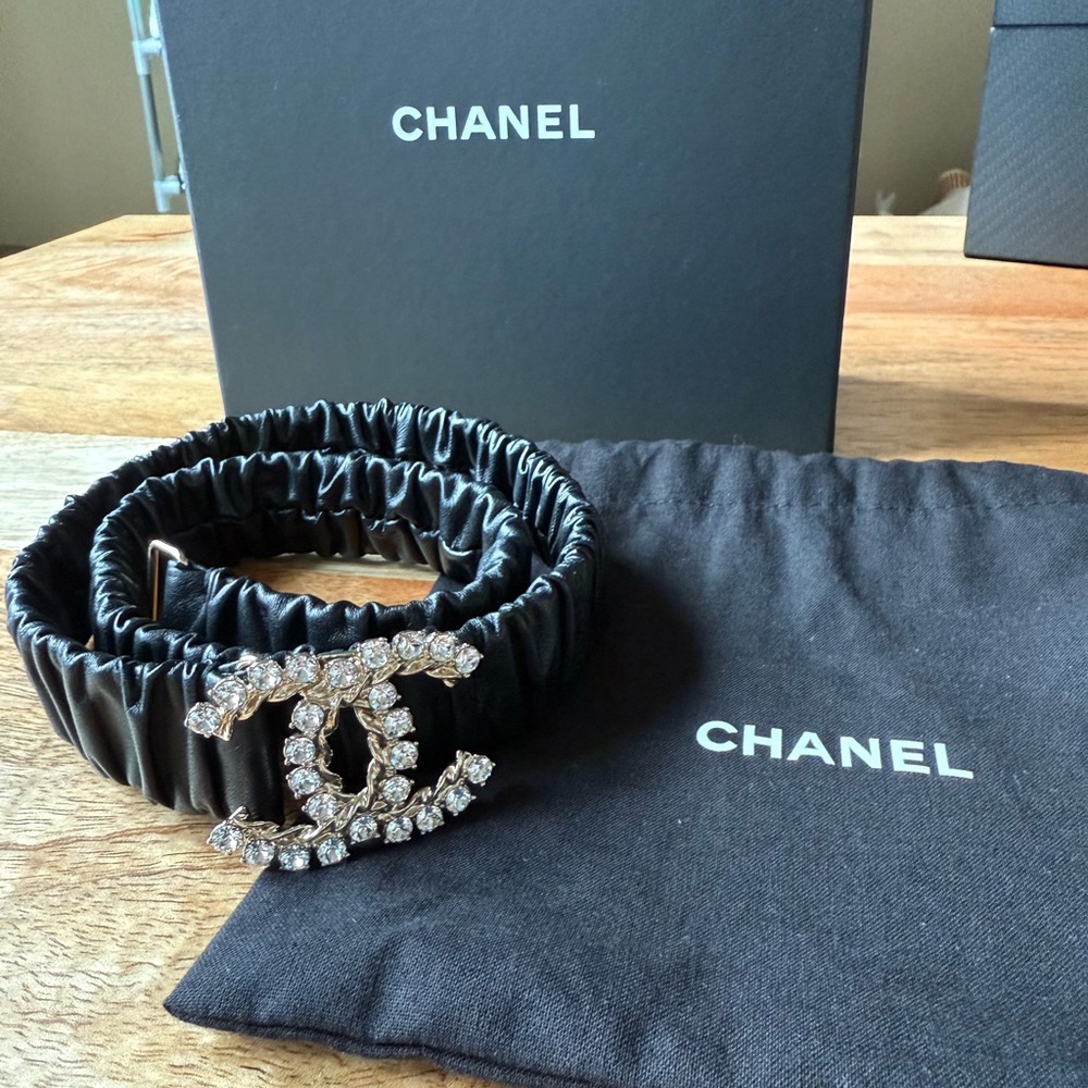CHANEL Lambskin, Metal & Strass, Ruched Black & Crystal belt in size 75/30